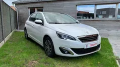 Wit Gebruikt 2022 Peugeot 308 SUV | € 13.750 (Super prijs)
