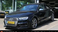 Zwart, metallic lak Gebruikt 2017 Audi S3 Premium Sedan | € 29.995 (Eerlijke prijs)