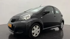 Gebruikt 2010 Toyota Aygo Hatchback | € 2.995 (Eerlijke prijs)
