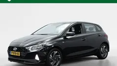Zwart Gebruikt 2022 Hyundai i20 Hatchback | € 19.345 (Eerlijke prijs)