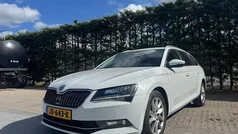 Wit Gebruikt 2016 Skoda Superb Business Line Stationwagen | € 9.000 (Eerlijke prijs)