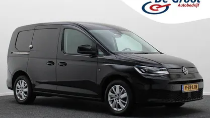 Zwart Gebruikt 2021 VW Caddy Comfortline MPV | € 21.950 (Eerlijke prijs)