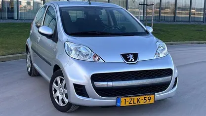 Occasion Peugeot 107 Urban Move 68 PK (50 kW) 2011 Hatchback