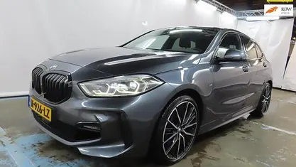 Gebruikt 2021 BMW 118 M Sport Hatchback | € 19.899 (Eerlijke prijs)