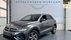 Grijs Gebruikt 2022 VW T-Roc R-line SUV | € 27.999 (Goede deal)