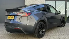 Grijs Gebruikt 2022 Tesla Model Y Long Range SUV | € 36.800 (Goede deal)