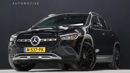 Zwart Occasion 2021 Mercedes GLA250 Business SUV | € 31.835 (Goede deal)