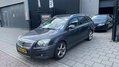 Occasion Toyota Avensis Business Edition 150 PK (110 kW) 2008 Grijs Stationwagen
