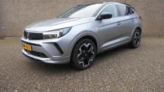 Grijs (metallic) Gebruikt 2024 Opel Grandland X Ultimate SUV | € 29.950 (Goede deal)