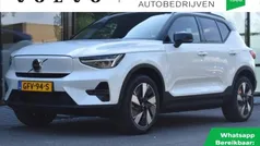 Wit, metallic lak Gebruikt 2024 Volvo XC40 Plus SUV | € 40.950 (Super prijs)