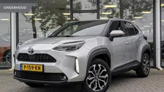 Grijs Gebruikt 2022 Toyota Yaris Cross Edition SUV | € 27.495 (Eerlijke prijs)