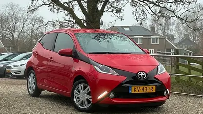 Occasion Toyota Aygo Sport 69 PK (50 kW) 2016 Rood Hatchback