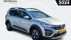 Gebruikt 2022 Dacia Jogger Comfort MPV | € 17.995 (Eerlijke prijs)