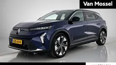 Twotone bleu nocturne / noir Gebruikt 2025 Renault Scénic Techno MPV | € 42.940 (Eerlijke prijs)