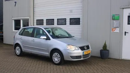 Occasion VW Polo 75 PK (55 kW) 2005 Grijs Hatchback