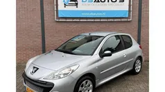 Grijs Gebruikt 2011 Peugeot 206+ Sportium Hatchback | € 2.899 (Goede deal)