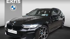 Gebruikt 2024 BMW 530e Comfort Edition Stationwagen | € 57.950 (Eerlijke prijs)