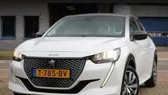 Wit Gebruikt 2023 Peugeot e-208 Active Hatchback | € 19.395 (Eerlijke prijs)