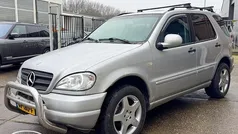 Grijs Gebruikt 2000 Mercedes ML320 SUV | € 3.500 (Eerlijke prijs)