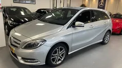 Gebruikt 2014 Mercedes B180 Ambition MPV | € 8.250 (Goede deal)