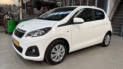 Occasion 2020 Peugeot 108 Active Hatchback | € 8.850 (Eerlijke prijs)