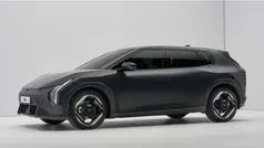 Gebruikt 2025 Kia EV4 Advance Hatchback | € 38.995 (Super prijs)