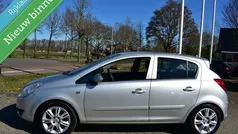 Grijs Gebruikt 2006 Opel Corsa Enjoy Hatchback | € 2.499 (Eerlijke prijs)