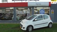 Wit Gebruikt 2009 Peugeot 107 Hatchback | € 3.949 (Eerlijke prijs)