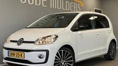 Wit Gebruikt 2019 VW up! take up! Hatchback | € 8.950 (Eerlijke prijs)