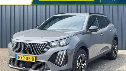 Grijs Occasion 2024 Peugeot 2008 Allure SUV | € 26.995 (Eerlijke prijs)