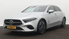 Grijs, metallic lak Gebruikt 2023 Mercedes A180 Business Hatchback | € 30.995 (Goede deal)