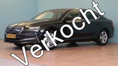 Zwart, metallic lak Gebruikt 2021 Skoda Superb Business Line Hatchback | € 20.899 (Super prijs)