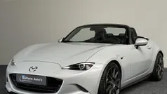 Wit, metallic lak Gebruikt 2018 Mazda MX5 Cabriolet | € 27.790 (Eerlijke prijs)