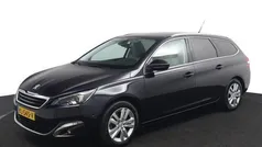 Blauw Gebruikt 2016 Peugeot 308 Premium Stationwagen | € 7.995 (Eerlijke prijs)