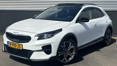Wit Gebruikt 2022 Kia XCeed Style SUV | € 25.400 (Eerlijke prijs)