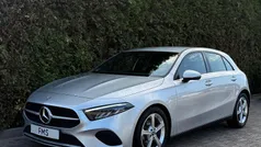 Grijs Gebruikt 2023 Mercedes A200 Luxury Hatchback | € 30.890 (Goede deal)