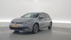 Gebruikt 2022 VW Golf VIII Style Hatchback | € 26.750 (Eerlijke prijs)