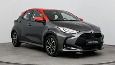 Grijs Gebruikt 2021 Toyota Yaris Hybrid Edition Hatchback | € 22.499 (Eerlijke prijs)