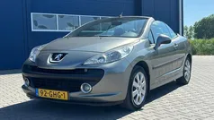 Grijs Gebruikt 2008 Peugeot 207 CC Cabriolet | € 1.500 (Super prijs)