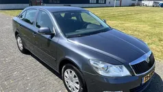 Grijs Gebruikt 2010 Skoda Octavia Ambition Hatchback | € 3.499 (Eerlijke prijs)