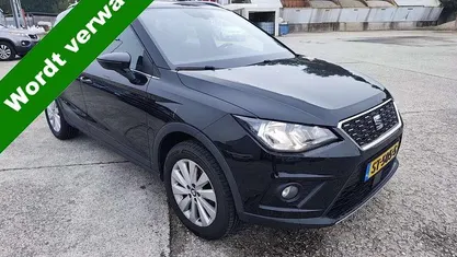 Zwart Gebruikt 2018 Seat Arona XCELLENCE SUV | € 9.900 (Goede deal)