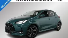 Groen Nieuw 2025 Toyota Yaris Comfort Hatchback | € 31.730 (Eerlijke prijs)