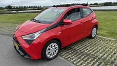 Gebruikt 2021 Toyota Aygo X-play Hatchback | € 10.990 (Eerlijke prijs)