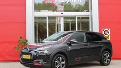 Zwart Gebruikt 2021 Citroën C4 Cactus Hatchback | € 14.495 (Eerlijke prijs)