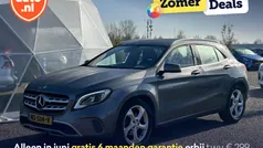 Grijs Gebruikt 2017 Mercedes GLA180 Premium SUV | € 16.945 (Super prijs)