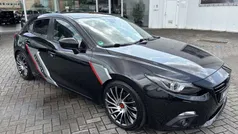 Zwart, metallic lak Gebruikt 2015 Mazda 3 Inclusive Hatchback | € 14.940 (Eerlijke prijs)