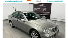 Grijs Gebruikt 2005 Mercedes C180 Classic Sedan | € 3.995 (Eerlijke prijs)