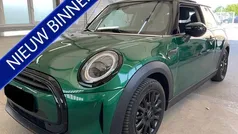 Groen Gebruikt 2021 Mini Cooper Classic Hatchback | € 21.990 (Eerlijke prijs)