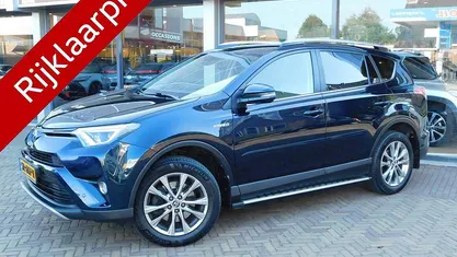 Gebruikt 2018 Toyota RAV4 Hybrid Executive SUV | € 27.900 (Eerlijke prijs)