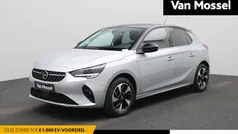 Grijs Gebruikt 2022 Opel Corsa-e Elegance Hatchback | € 17.400 (Eerlijke prijs)